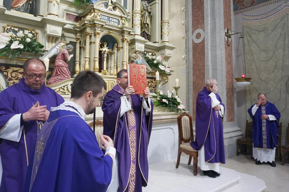 Biskup Ivo pohodio Župu Bezgrješnog začeća BDM u Novoj Gradiški