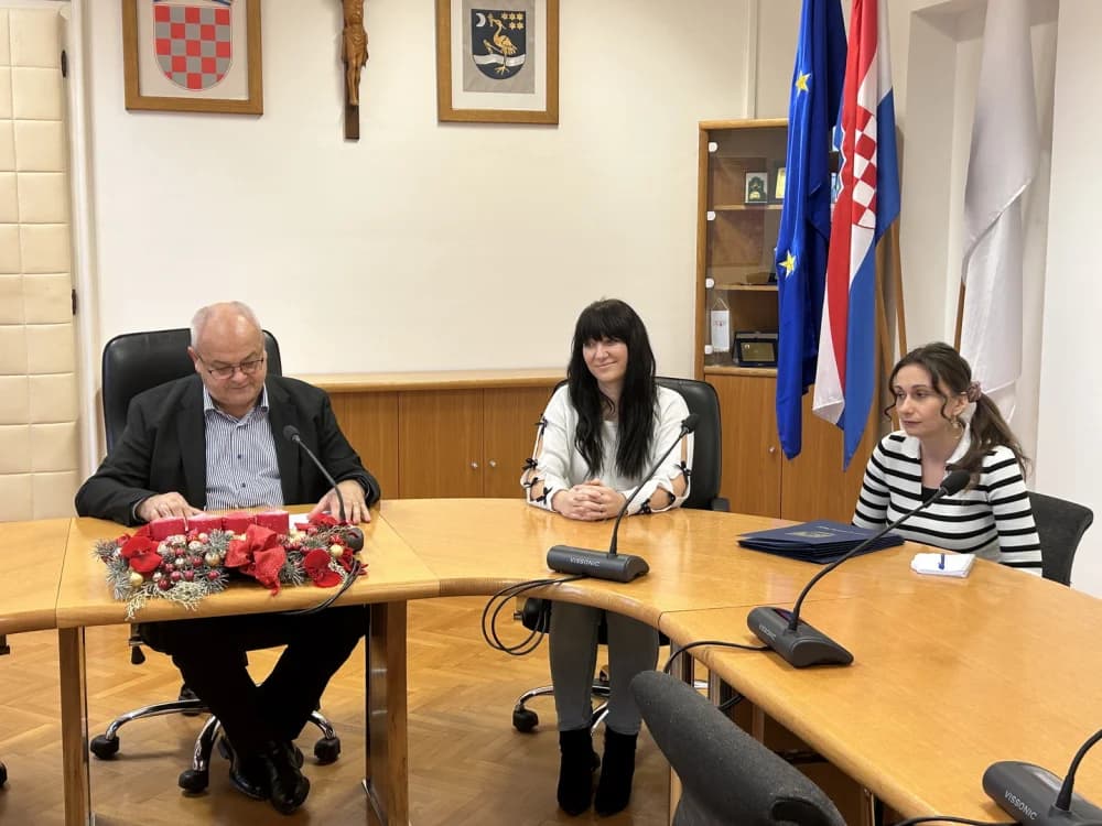 Grad Sl. Brod i ove godine dodjeljuje 50 stipendija učenicima deficitarnih zanimanja