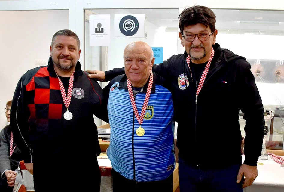 Brodsko-posavska ekipa sudjelovala na 5. turniru braniteljskih udruga u streljaštvu u Požegi