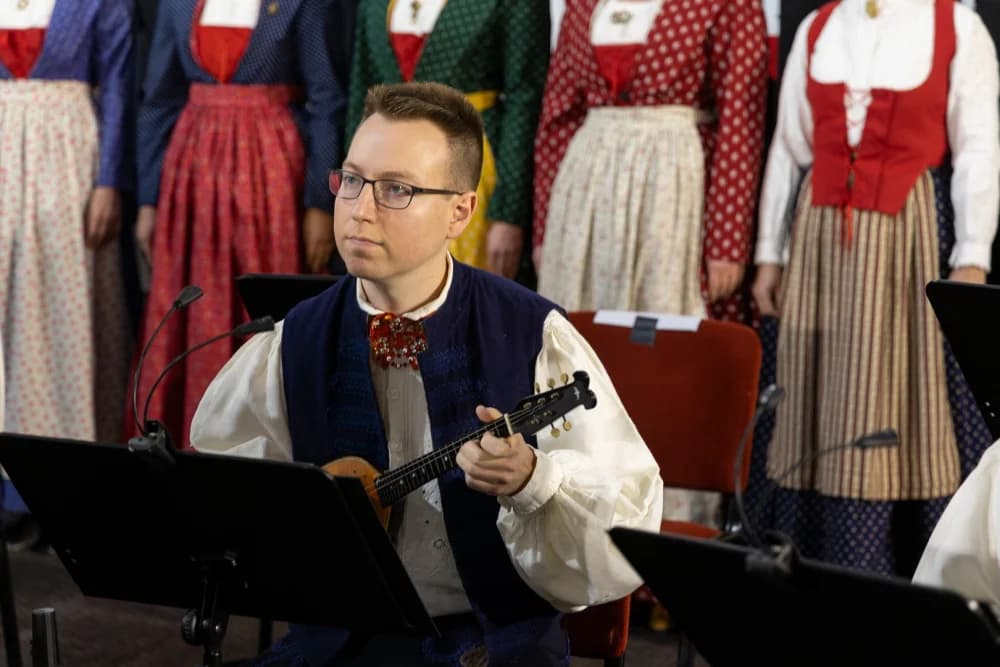 Treća adventska nedjelja u duhu tradicijske glazbe uz Ansambl LADO