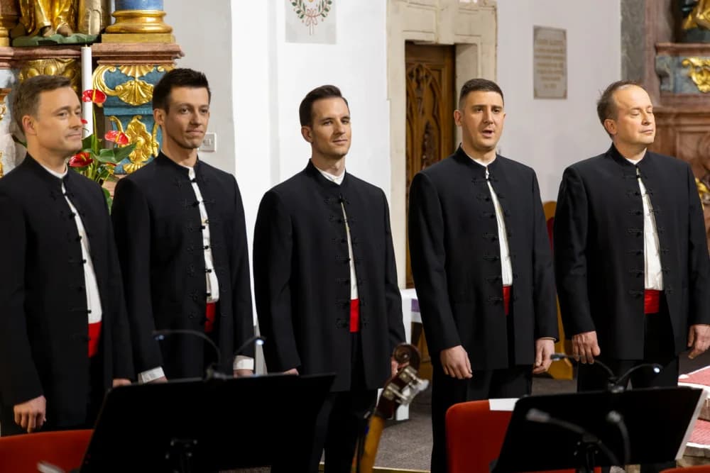 Treća adventska nedjelja u duhu tradicijske glazbe uz Ansambl LADO