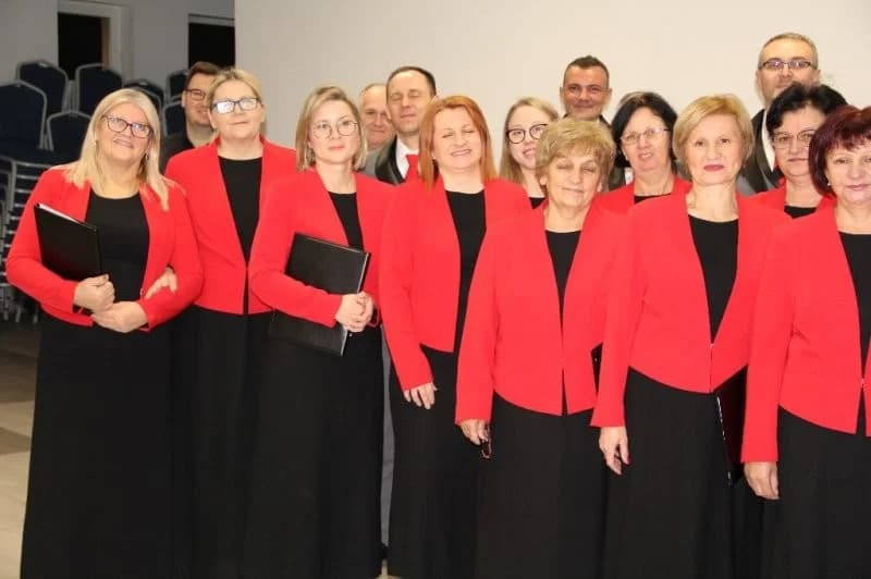 “TOMISLAVCI” U SUSRET BOŽIĆU – Tradicionalni koncert HPD Tomislav Cernik