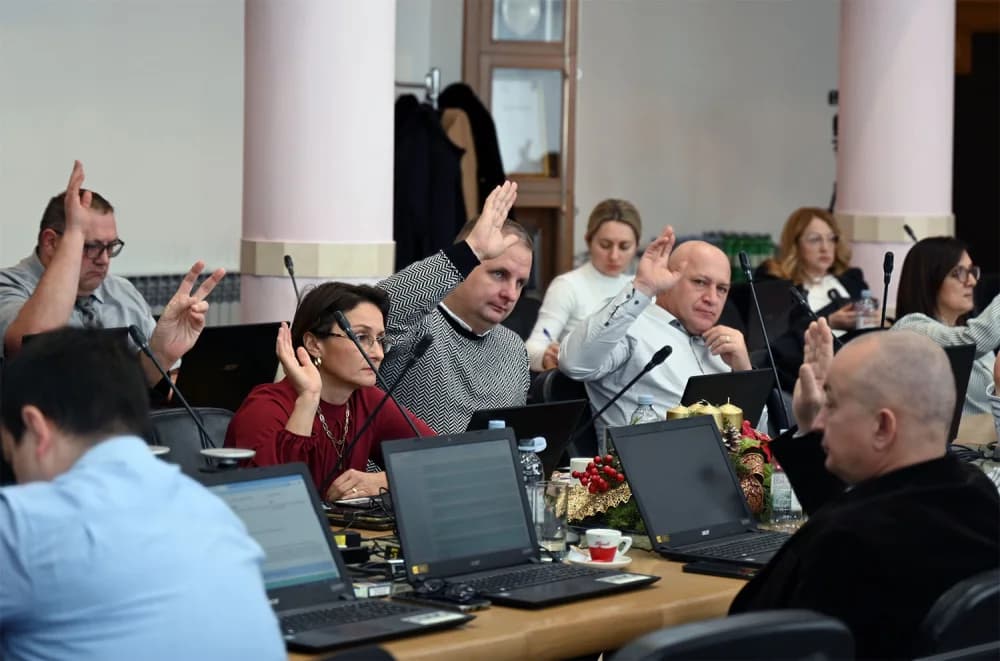 USVOJEN PRORAČUN BRODSKO-POSAVSKE ŽUPANIJE ZA 2025. GODINU ʼTEŽAKʼ 119.291.166,59 EUR-a