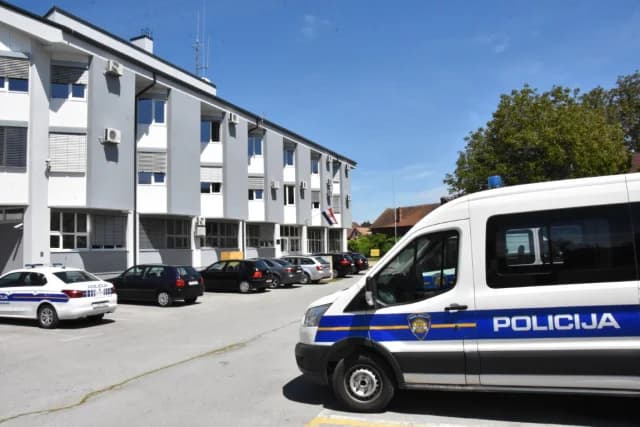 Pijani Slovenac upravljao automobilom pod utjecajem alkohola od 2,07 promila
