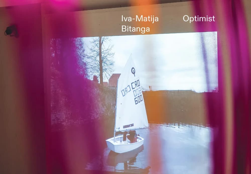 Danas u Galeriji Ružić očekuje vas finissage izložbe pod nazivom ʼKlasa Optimistʼ.