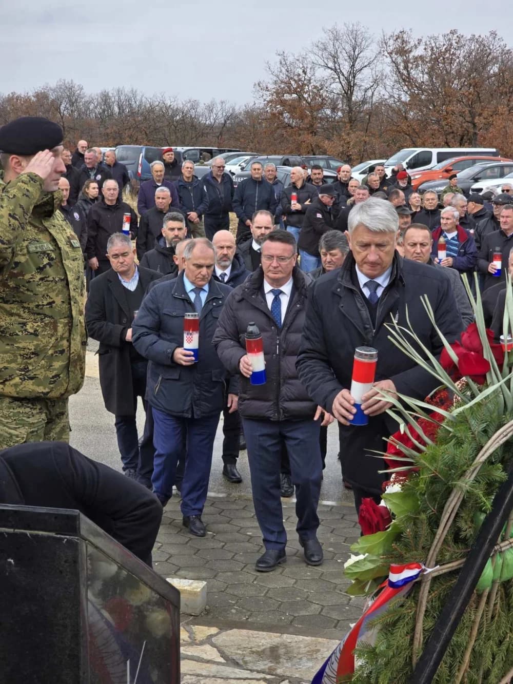 Župan Marušić nazočio obilježavanju Vojno-redarstvene operacije „Maslenica“: Kod spomenika u Kašiću odana je počast svim poginulim i smrtno stradalim braniteljima