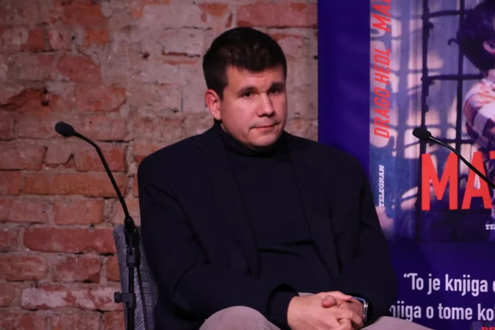 Drago Hedl u Zagrebu predstavio svoju novu knjgu ʼMatijaʼ: U prvim redovima na predstavljanju Vladimir Šeks i brojna druga poznata lica