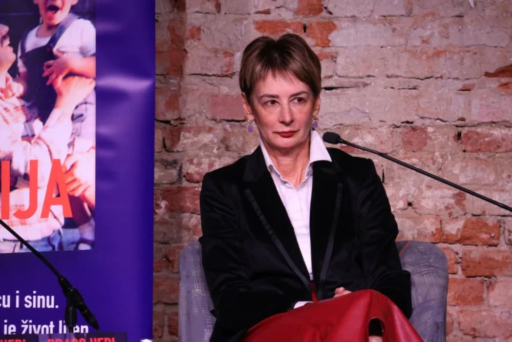 Drago Hedl u Zagrebu predstavio svoju novu knjgu ʼMatijaʼ: U prvim redovima na predstavljanju Vladimir Šeks i brojna druga poznata lica