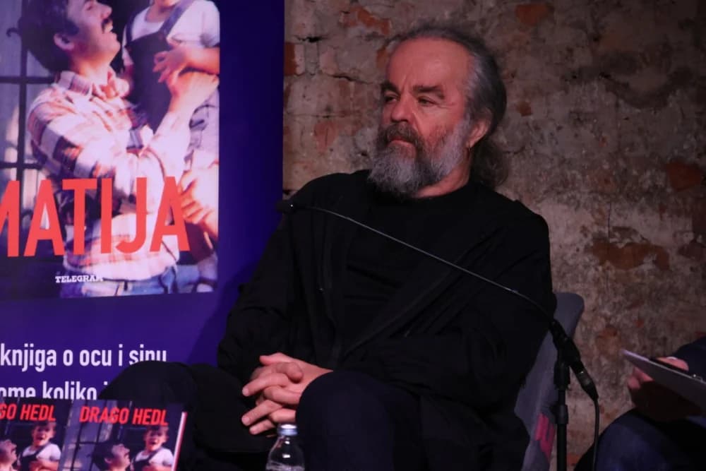 Drago Hedl u Zagrebu predstavio svoju novu knjgu ʼMatijaʼ: U prvim redovima na predstavljanju Vladimir Šeks i brojna druga poznata lica