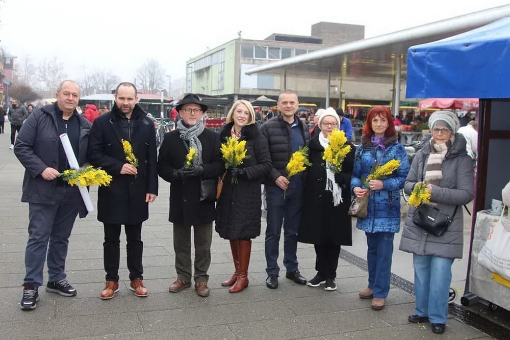 Dan mimoza obilježen i u Slavonskom Brodu