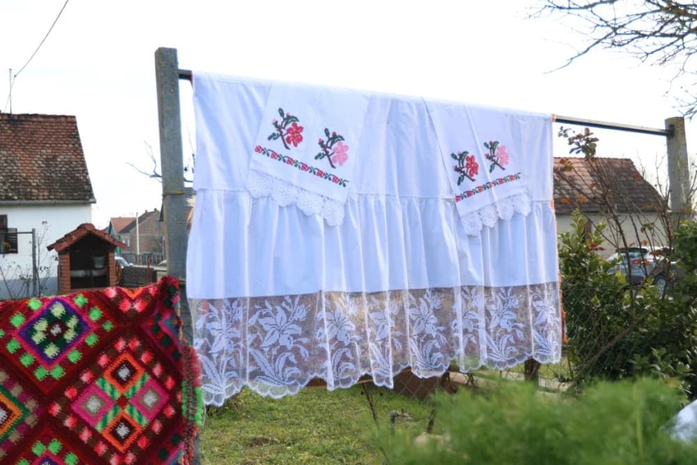 (VELIKA FOTOGALERIJA) Više od 90 jahača na 4. Pokladnom jahanju kroz sela Zbjeg i Šumeće na području općine Bebrina