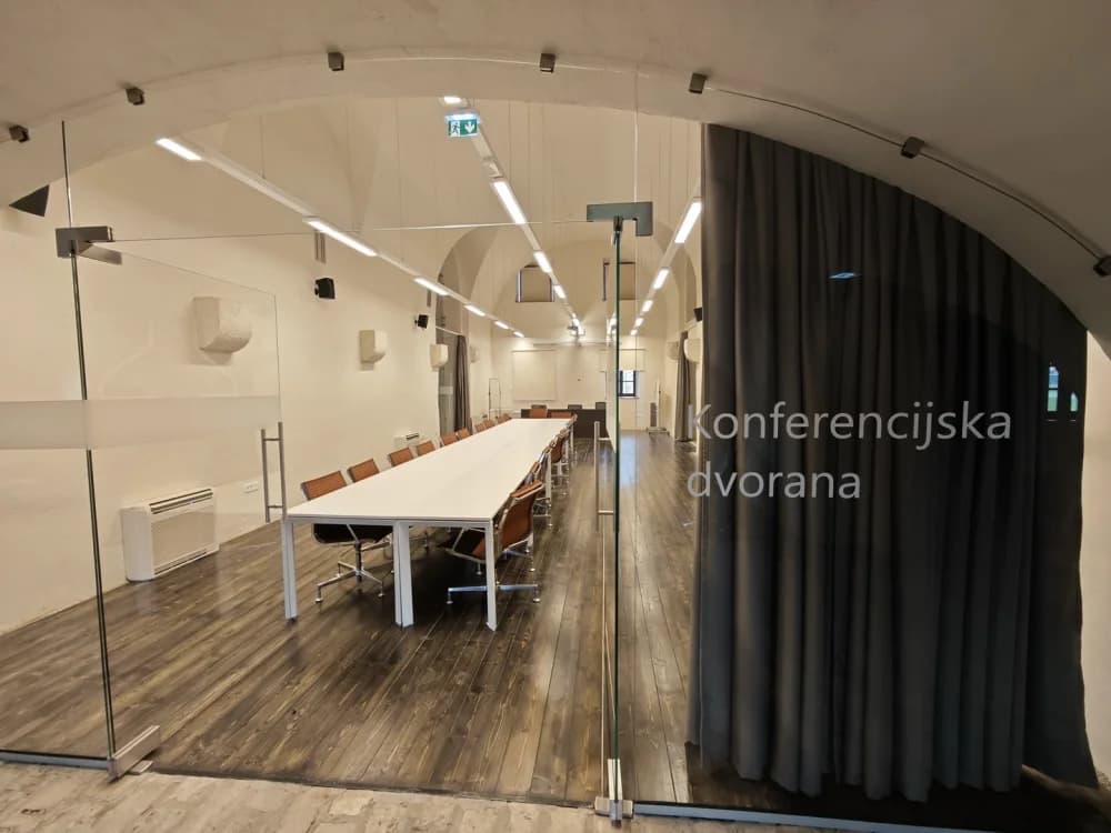 Prostorije u povijesnom ambijentu Tvrđave Brod: Vrhunski uvjeti za organizaciju poslovnih sastanaka i edukativnih događanja