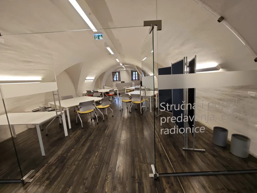 Prostorije u povijesnom ambijentu Tvrđave Brod: Vrhunski uvjeti za organizaciju poslovnih sastanaka i edukativnih događanja