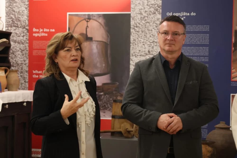 Vrijednim i marljivim čuvarima baštine dodijeljene nagrade „Suncokret ruralnog turizma“ - župan Marušić upriličio za njih prijem