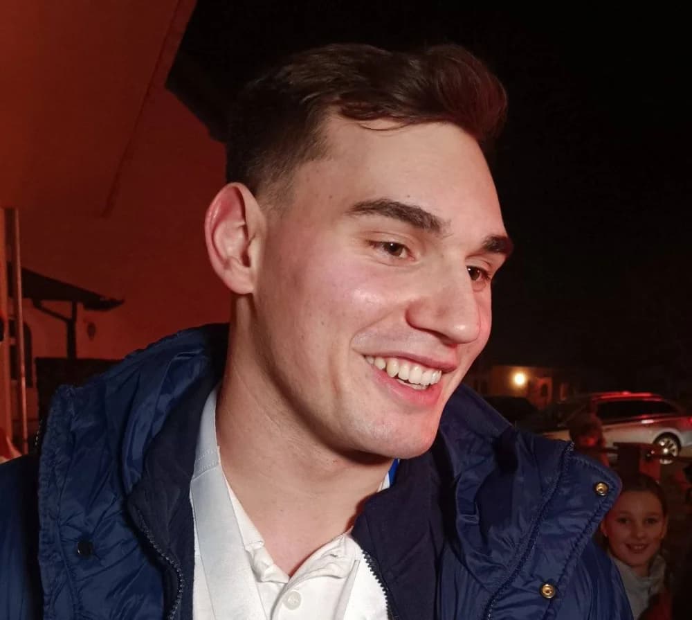 DOČEK JOSIPA ŠIMIĆA U RODNOM MJESTU ZA PAMĆENJE - Ovako su mještani Kruševice dočekali svog svjetskog viceprvaka!
