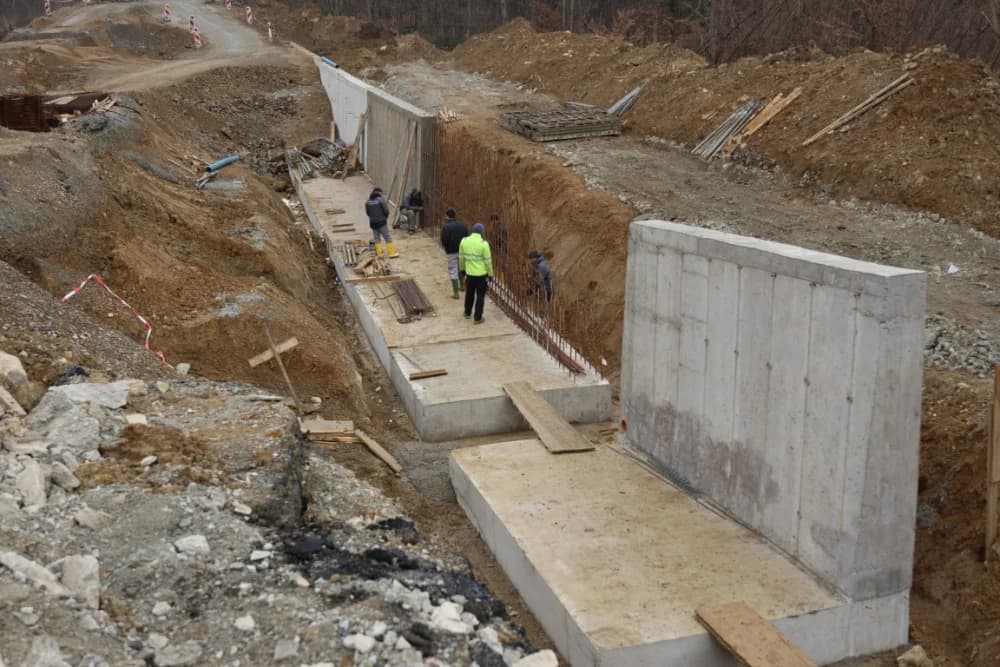 Do sredine ljeta bit će gotovi radovi na rekonstrukciji ceste Baćindol - Rešetari!
