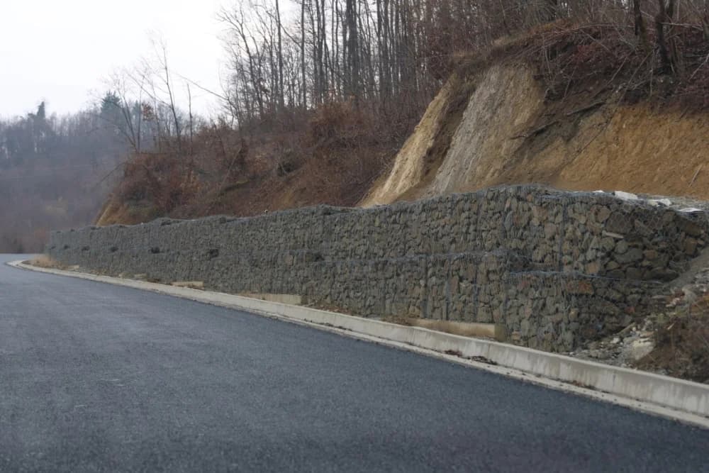 Do sredine ljeta bit će gotovi radovi na rekonstrukciji ceste Baćindol - Rešetari!
