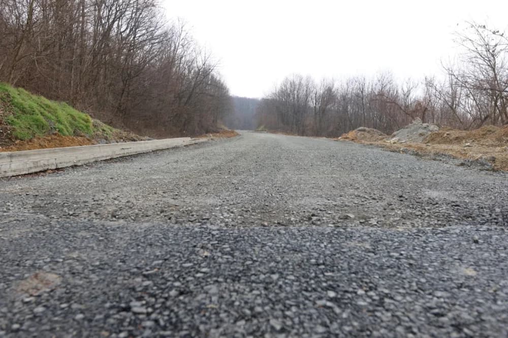 Do sredine ljeta bit će gotovi radovi na rekonstrukciji ceste Baćindol - Rešetari!
