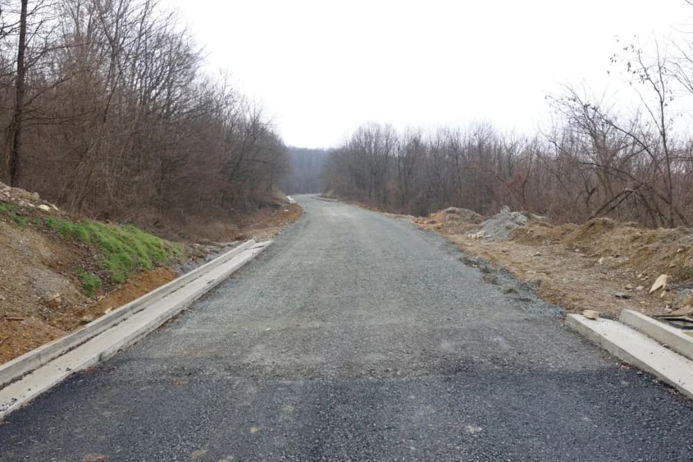 Do sredine ljeta bit će gotovi radovi na rekonstrukciji ceste Baćindol - Rešetari!