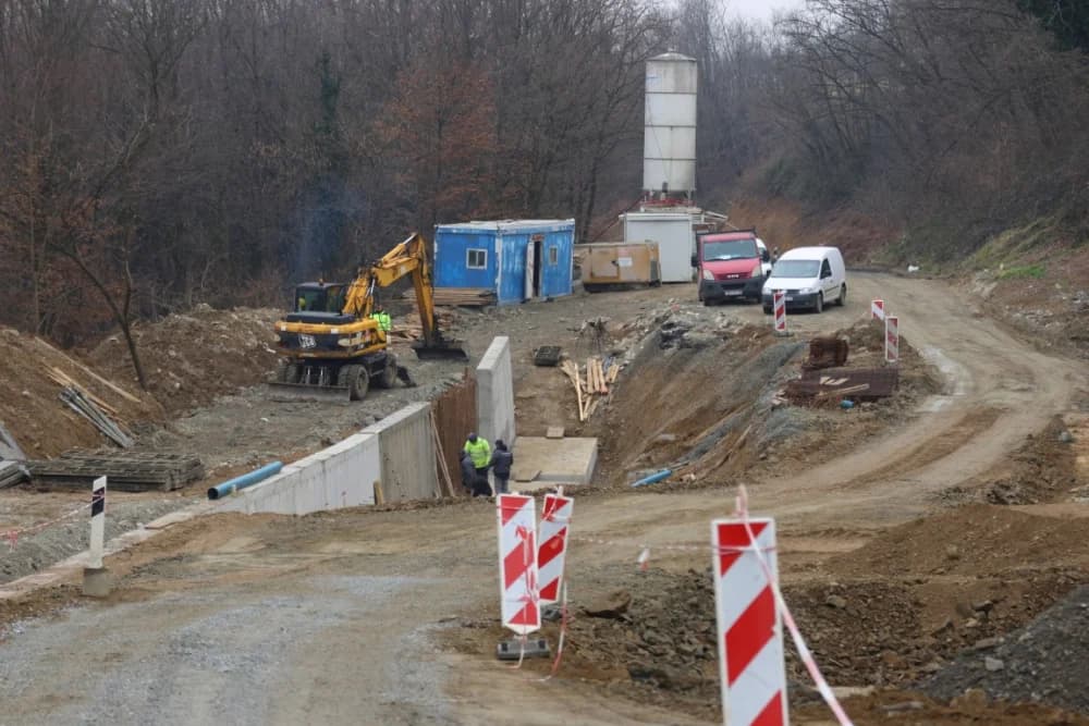 Do sredine ljeta bit će gotovi radovi na rekonstrukciji ceste Baćindol - Rešetari!
