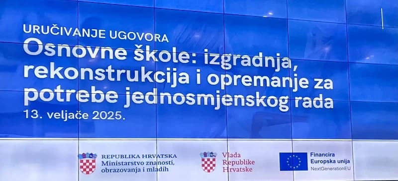Uručen Ugovor za dogradnju školske sportske dvorane uz OŠ ʼVladimir Nazorʼ