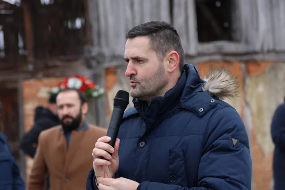 Trkači od najmlađih do najstarijih generacija sudjelovali na 11. polumaratonu “Putevima sibinjskih žrtava” okupio