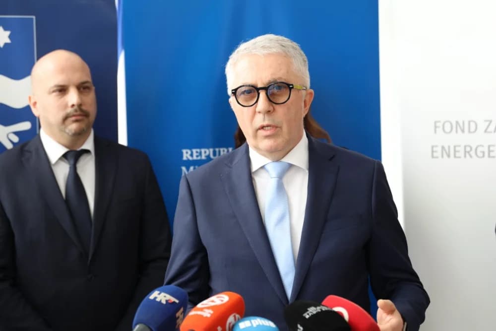 Uručen ugovor za Projekt „Izgradnja pretovarnih stanica u obuhvatu Regionalnog centra za gospodarenje otpadom Šagulje“