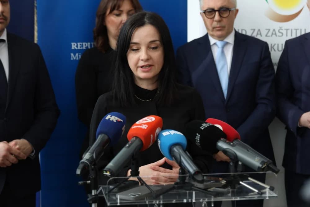 Uručen ugovor za Projekt „Izgradnja pretovarnih stanica u obuhvatu Regionalnog centra za gospodarenje otpadom Šagulje“