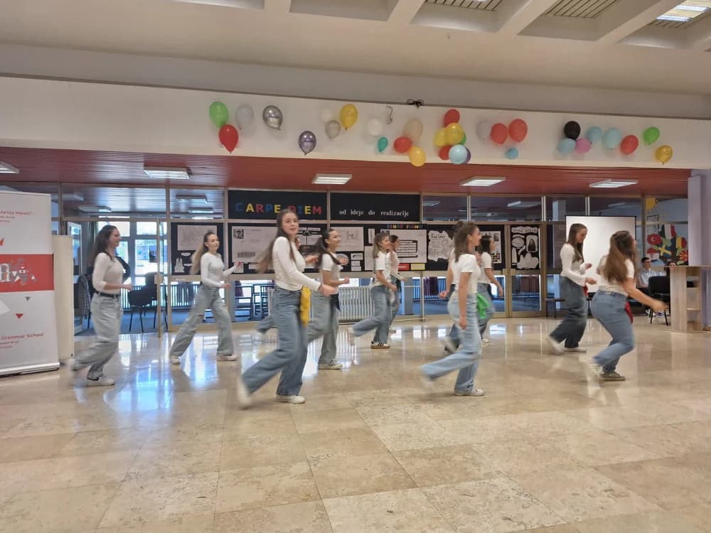 107. Dan škole Gimnazije ʼMatija Mesićʼ obilježen prigodnim programom