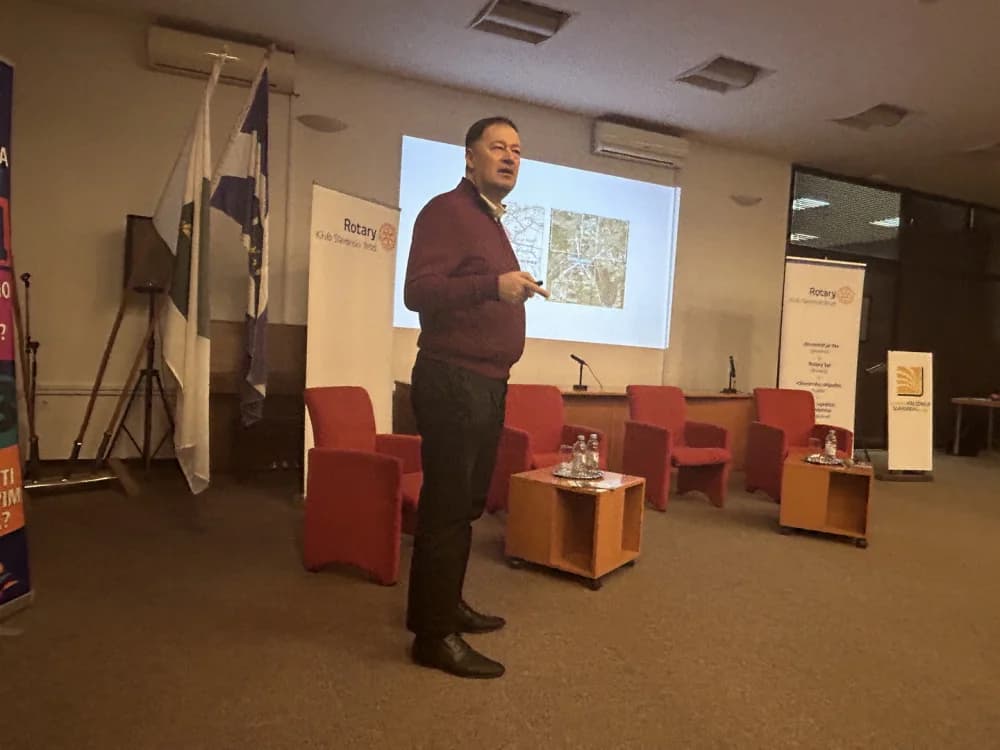 Održana važna tribina Čist zrak za Slavonski Brod