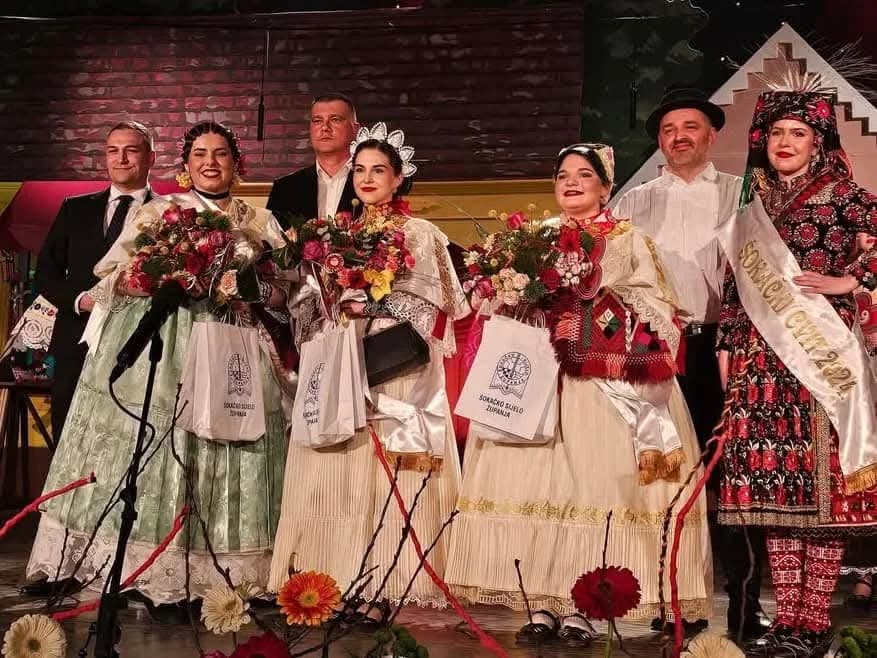 Sibinjka Marija Rubilović među prvima na Šokačkom sijelu u Županji