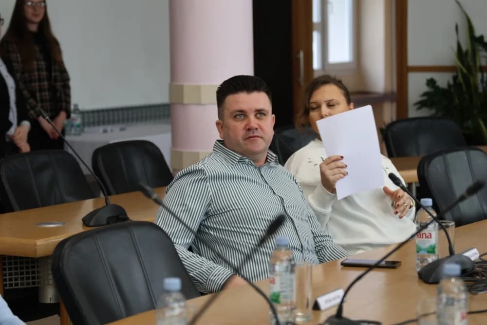 Kapa do poda načelnicima, gradonačelnicima i županu: ʼOni se trude za ostanak i opstanak ljudi u svojim krajevimaʼ
