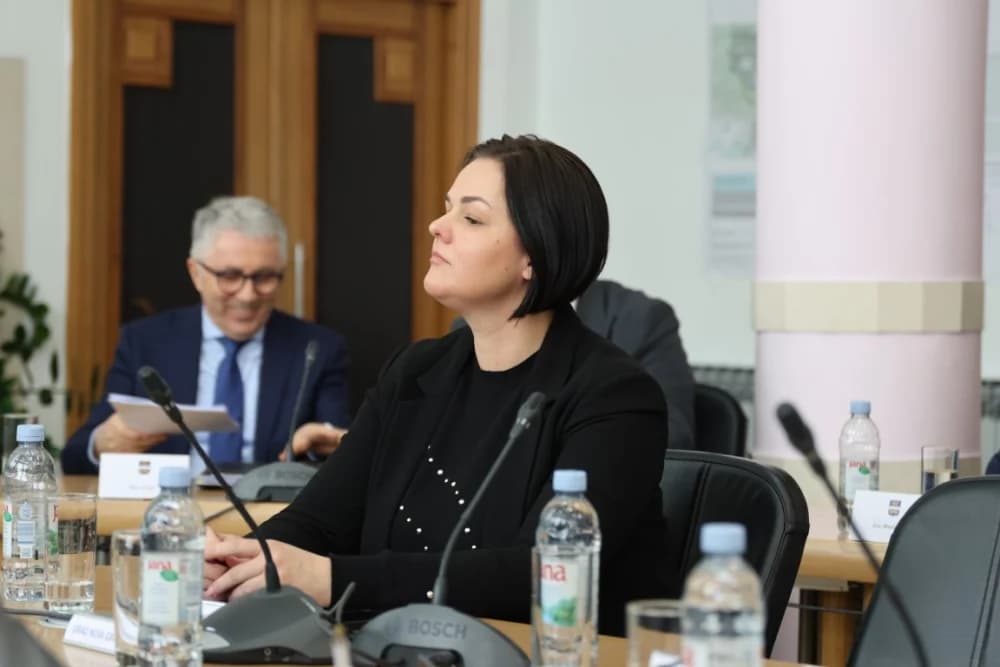 Kapa do poda načelnicima, gradonačelnicima i županu: ʼOni se trude za ostanak i opstanak ljudi u svojim krajevimaʼ