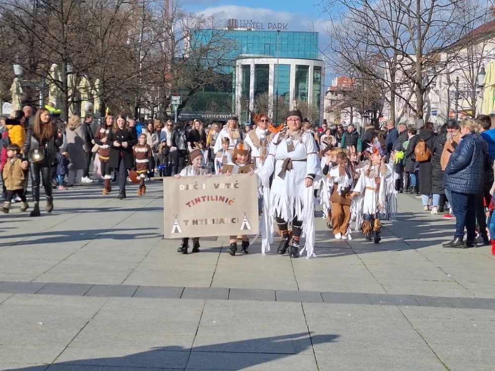/VELIKA FOTOGALERIJA/ 27. Dječje pokladne svečanosti okupile male i velike građane u veseloj atmosferi