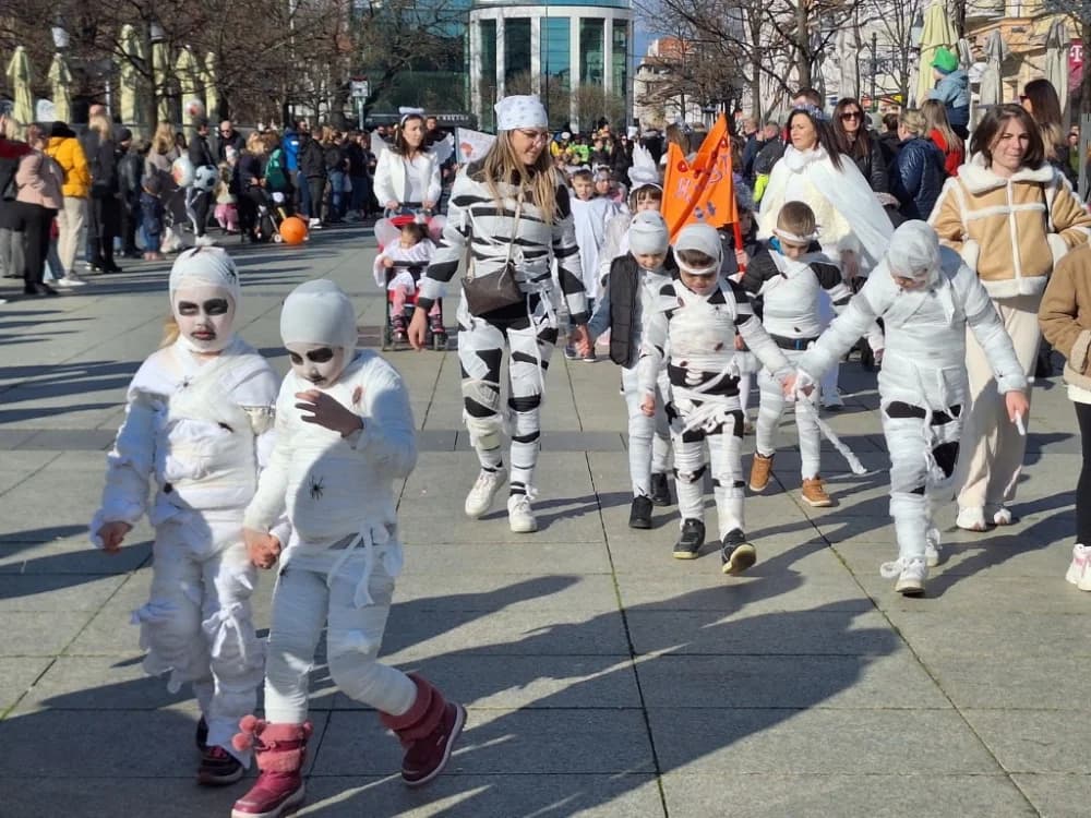 /VELIKA FOTOGALERIJA/ 27. Dječje pokladne svečanosti okupile male i velike građane u veseloj atmosferi