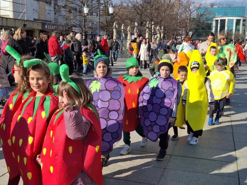 /VELIKA FOTOGALERIJA/ 27. Dječje pokladne svečanosti okupile male i velike građane u veseloj atmosferi