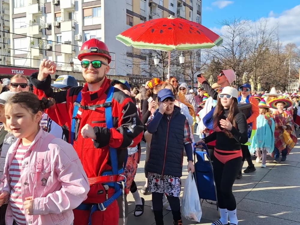 /VELIKA FOTOGALERIJA/ 27. Dječje pokladne svečanosti okupile male i velike građane u veseloj atmosferi