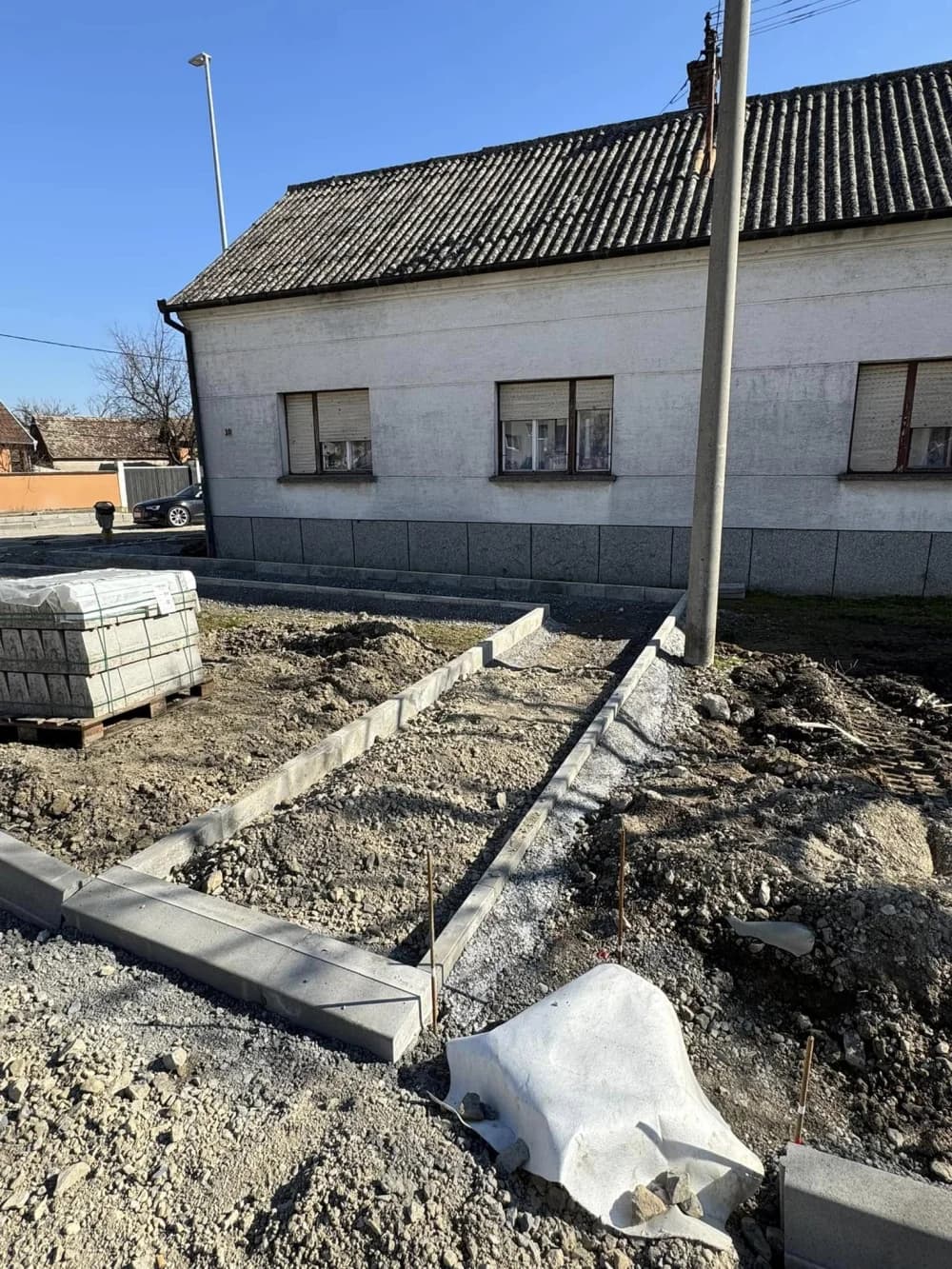 Napreduju radovi na uređenju kružnog toka: ʼŽelimo povećati sigurnost djeceʼ