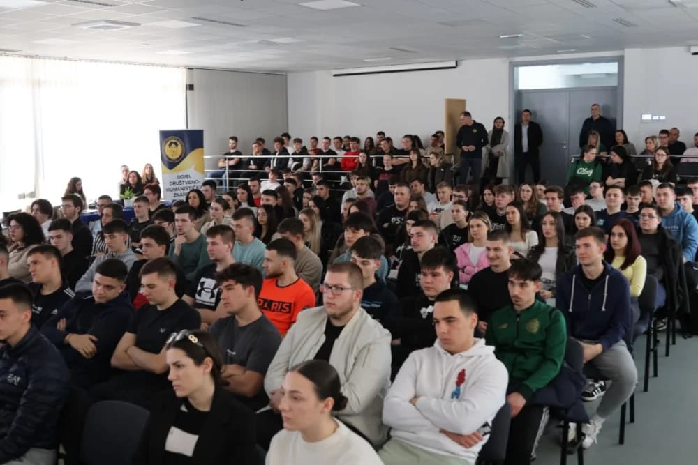 Brodsko-posavski maturanti više nego zadovoljni s ponuđenim akademskim programima na Sveučilištu u Slavonskom Brodu