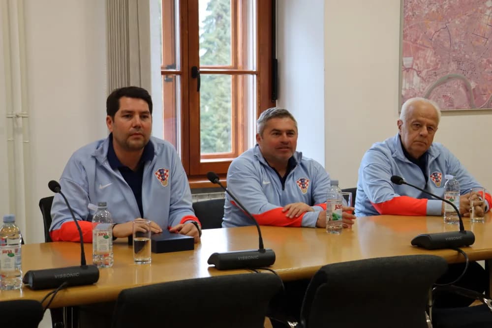 Hrvatska futsalska reprezentacija na prijemu kod gradonačelnika Duspare