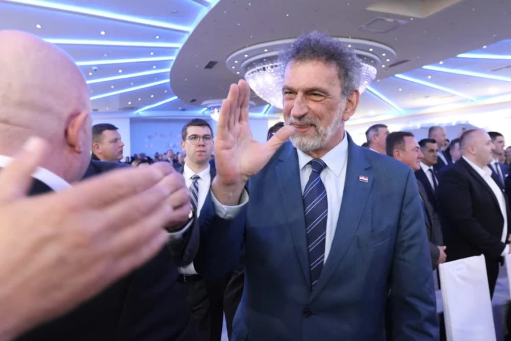 Veliko slavlje u Slavonskom Brodu povodom 35. obljetnice HDZ-a u Brodsko-posavskoj županiji: ʼSpremni smo na najzahtjevnije i najborbenije izboreʼ