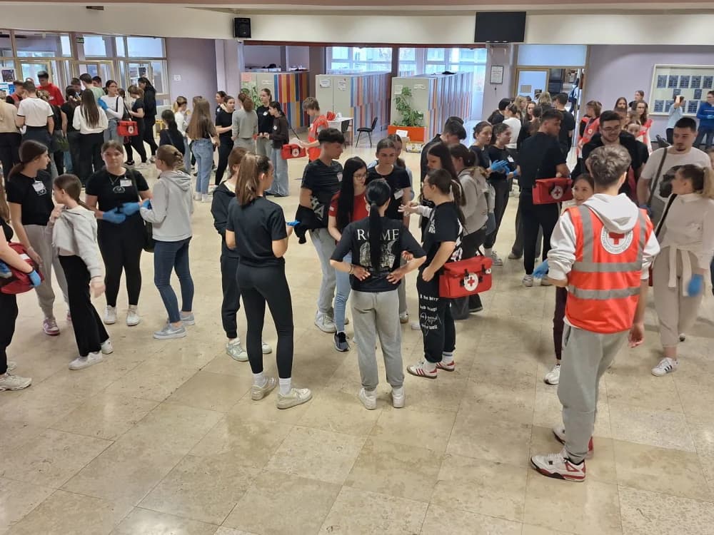 Gimnazija „Matija Mesić“ domaćin Gradskog natjecanja mladih Hrvatskog Crvenog križa