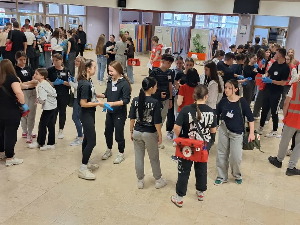 Gimnazija „Matija Mesić“ domaćin Gradskog natjecanja mladih Hrvatskog Crvenog križa