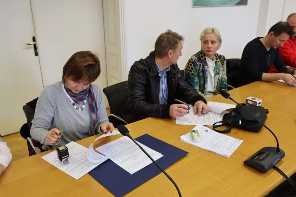 Potpisani ugovori s udrugama: Financijska potpora Grada Sl. Broda za realizaciju programskih aktivnosti