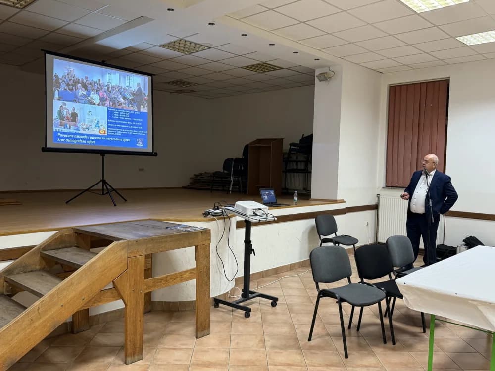 Sastanak za sastankom gradonačelnika Duspare sa sugrađanima po mjesnim odborima