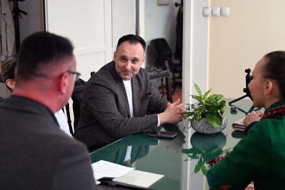 Župan Danijel Marušić i njegov zamjenik Marko Šimić održali prijem za dobitnice nagrada na kulturnim manifestacijama