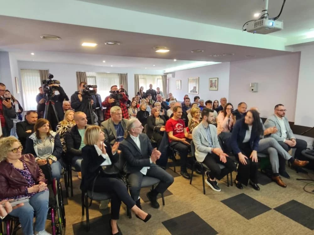 Slavica Lemaić kandidatkinja za gradonačelnicu Sl. Broda: „Moramo trajno raskrstiti s dosadašnjim načinom upravljanja gradom“