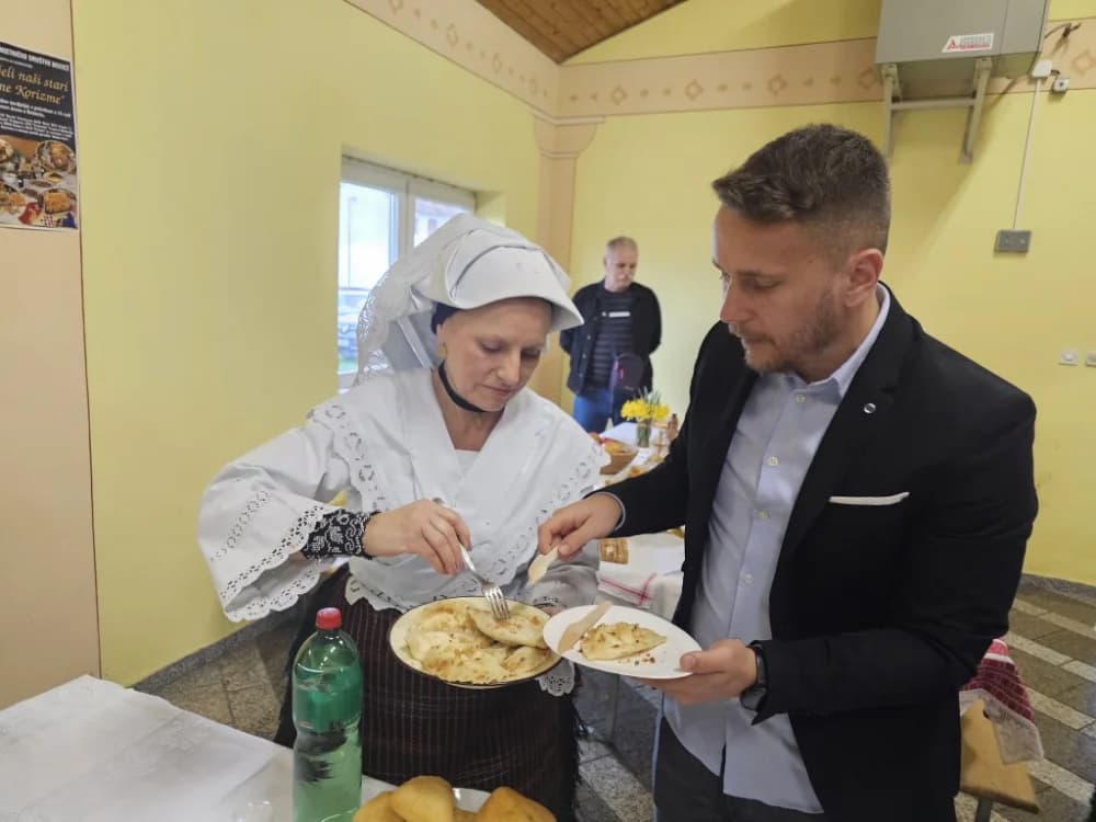 Vranovke sudjelovale na tradicionalnoj manifestaciji „Što su jeli naši stari u vrijeme korizme“ u susjednoj županiji