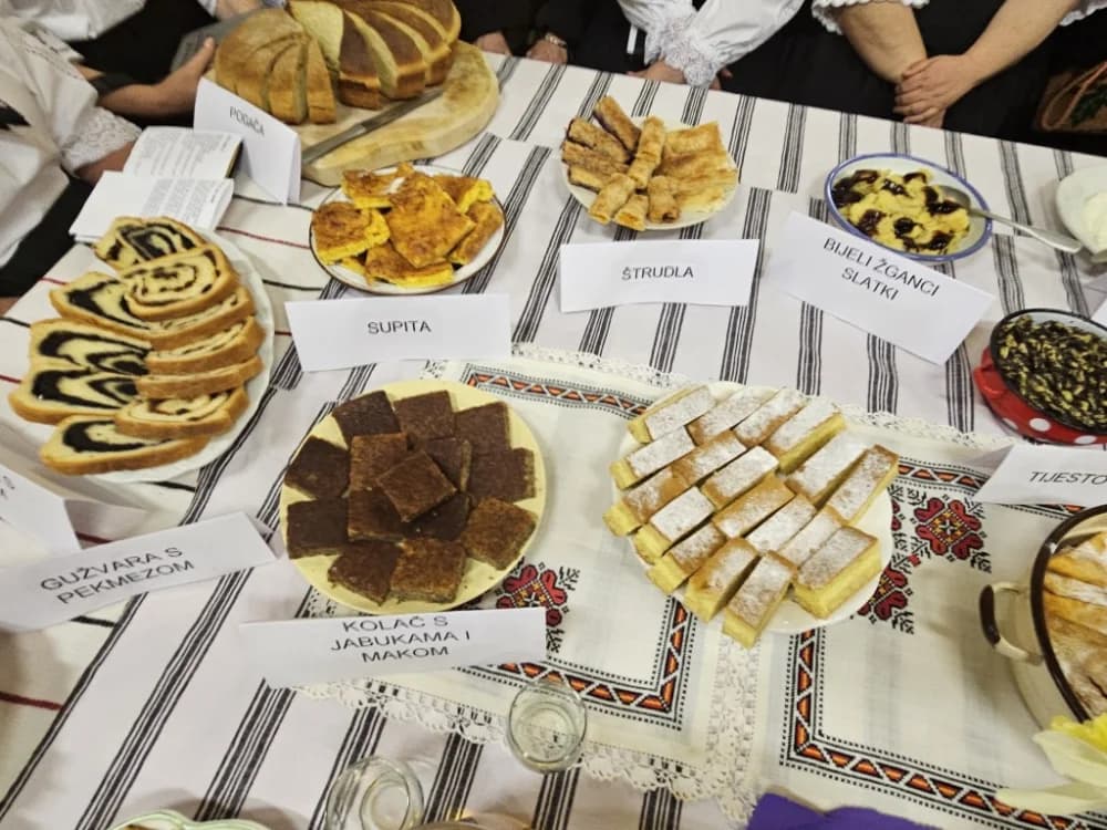 Vranovke sudjelovale na tradicionalnoj manifestaciji „Što su jeli naši stari u vrijeme korizme“ u susjednoj županiji