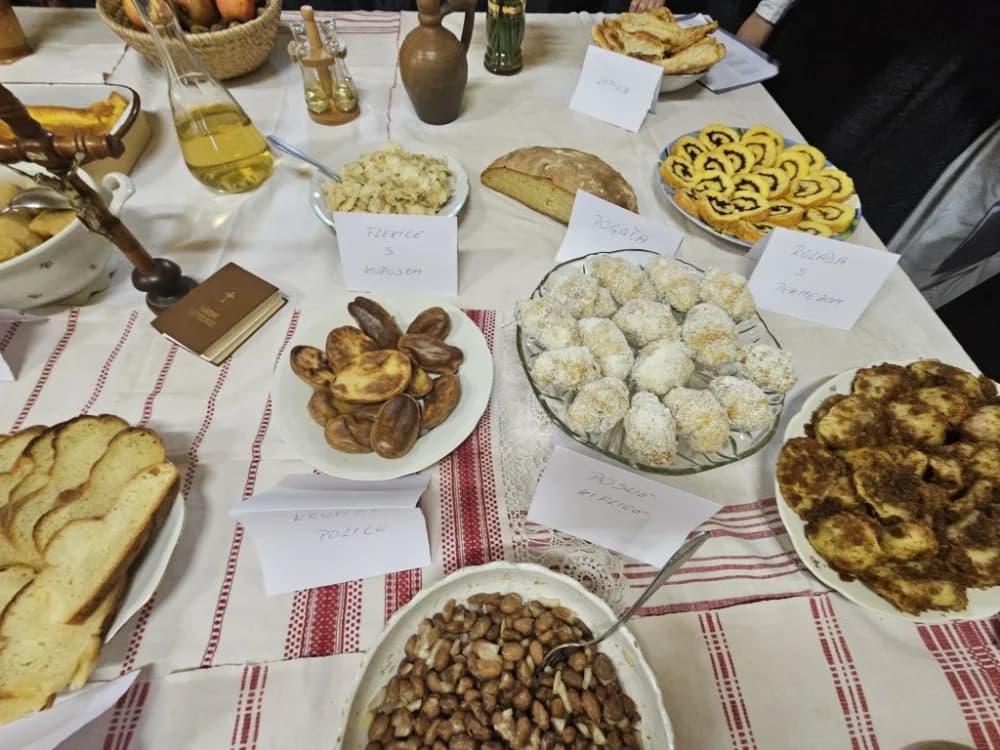 Vranovke sudjelovale na tradicionalnoj manifestaciji „Što su jeli naši stari u vrijeme korizme“ u susjednoj županiji